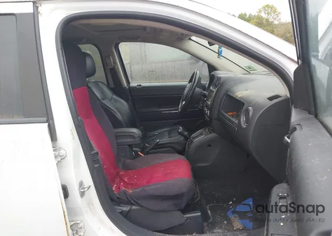 2011 Jeep Compass Limited из США, поврежденный, VIN 1J4NF5FB1BD276168